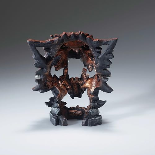 Enesco Edge Sculpture Wolf Baring Teeth Miniature Figurine 492 Inch