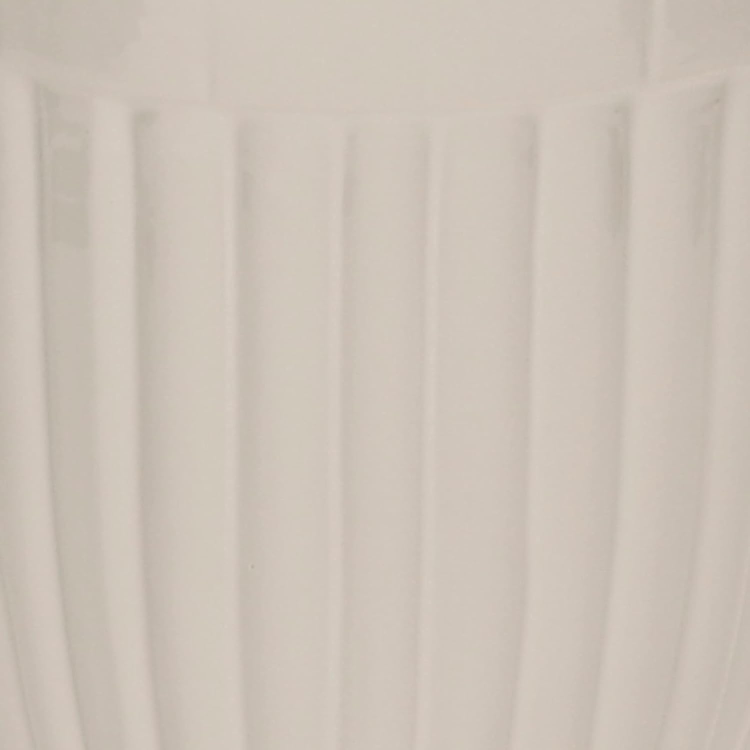 Deco 79 White Ceramic Decorative Urn with Lid