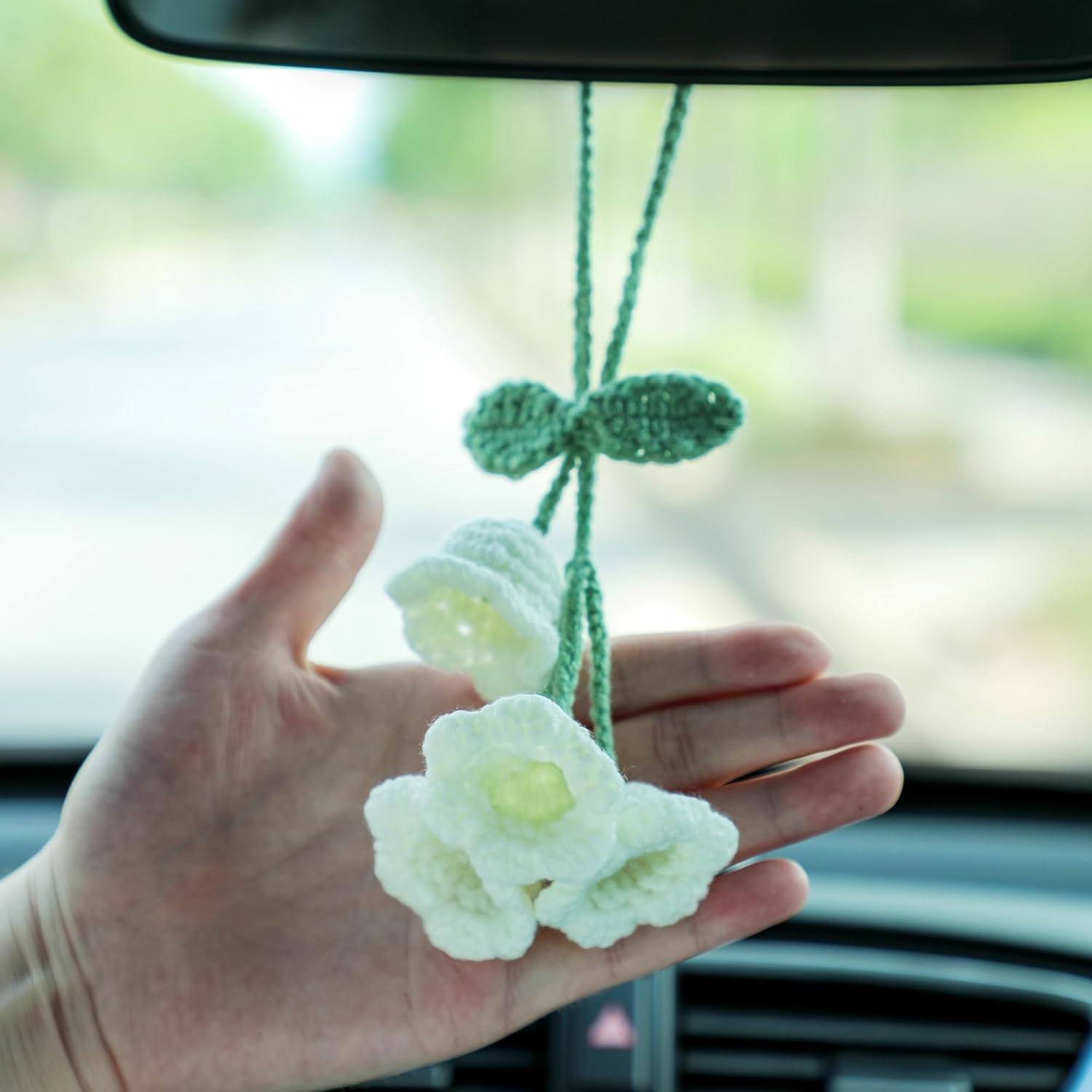 Cute Car Mirror Hanging Lily Flower Pendant for Women