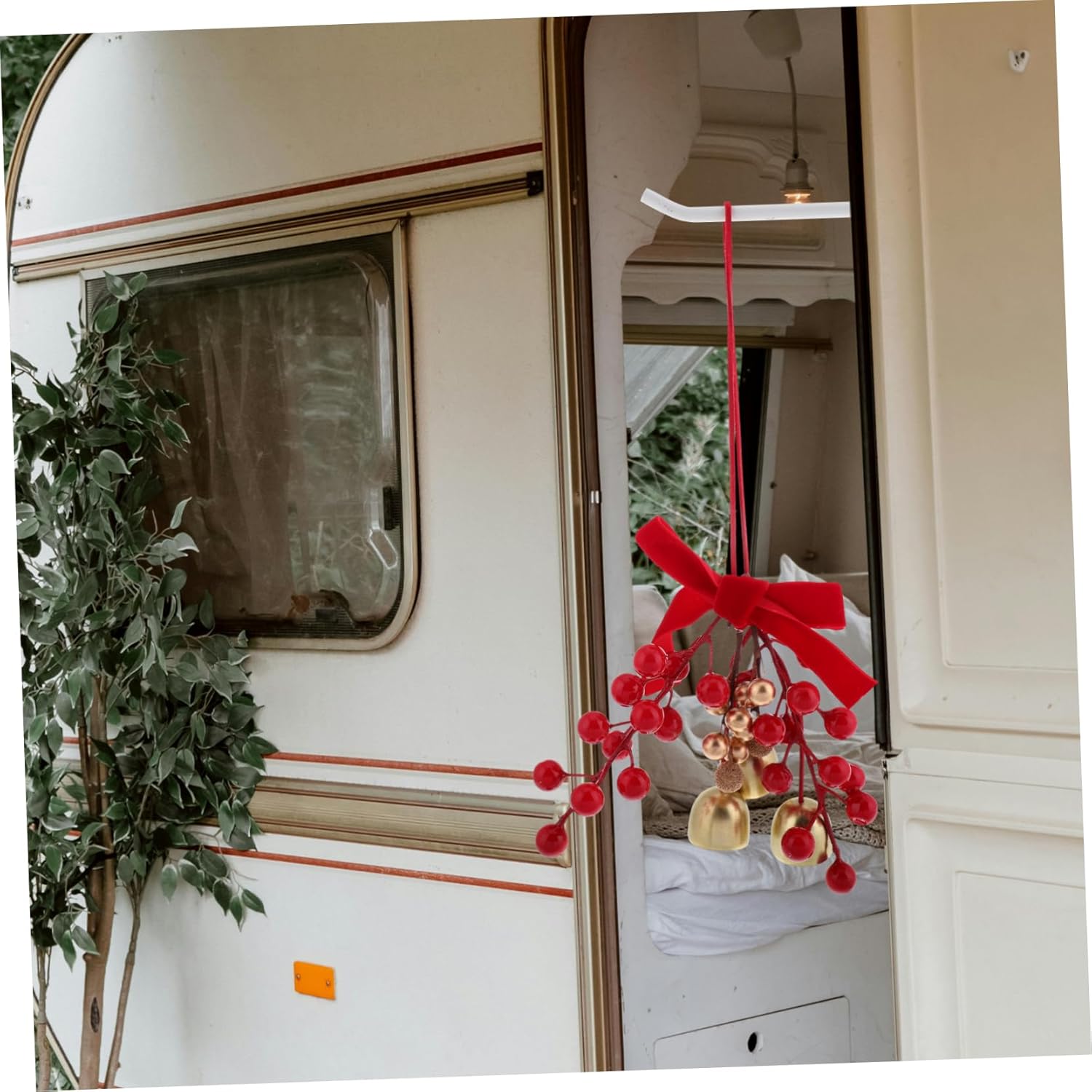 GLEAVI Front Door Hanging Decor Christmas Porch Wreath Hanger