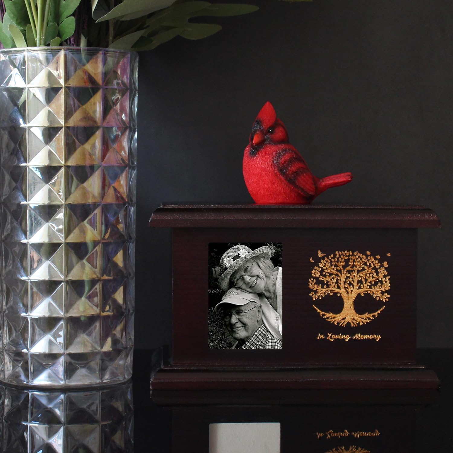 Contid Personalized Wooden Urn with Photo Frame