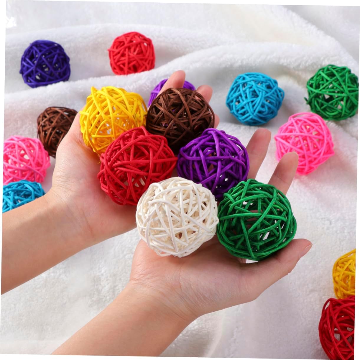 10pcs Assorted Wicker Rattan Decorative Balls for Home Decor and Christmas Party